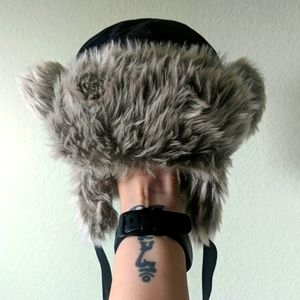 Fuzzy Hat with ears :3